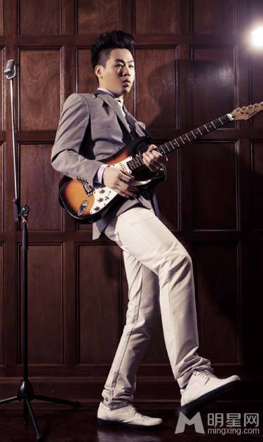 胡彦斌尽展音乐才子魅力写真照