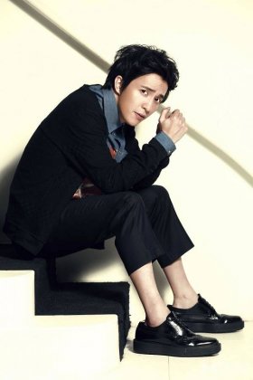 暖男薛之谦百变造型诠释多面人生