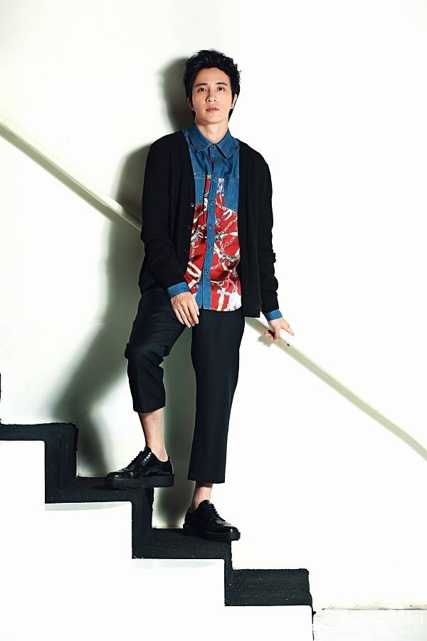 暖男薛之谦百变造型诠释多面人生