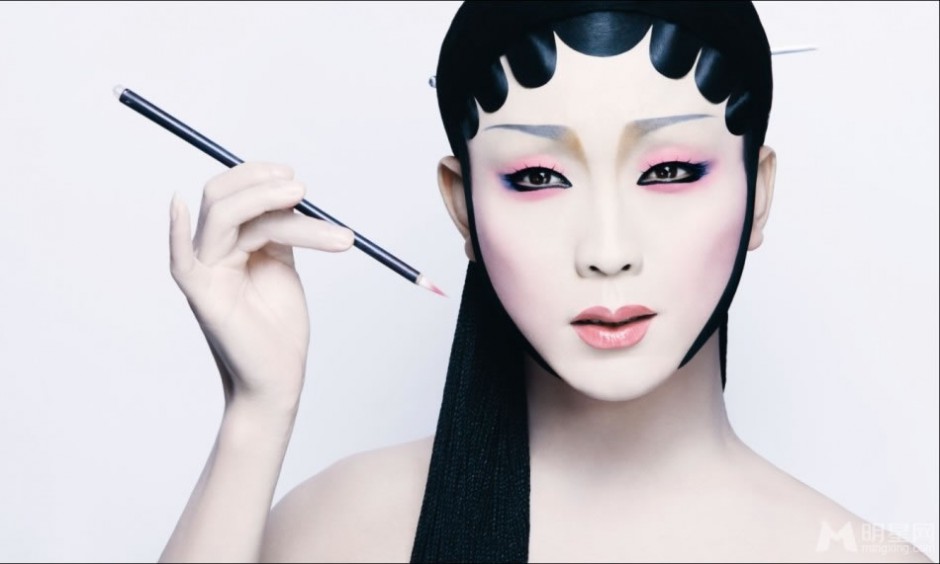 李玉刚全新造型视觉写真大片