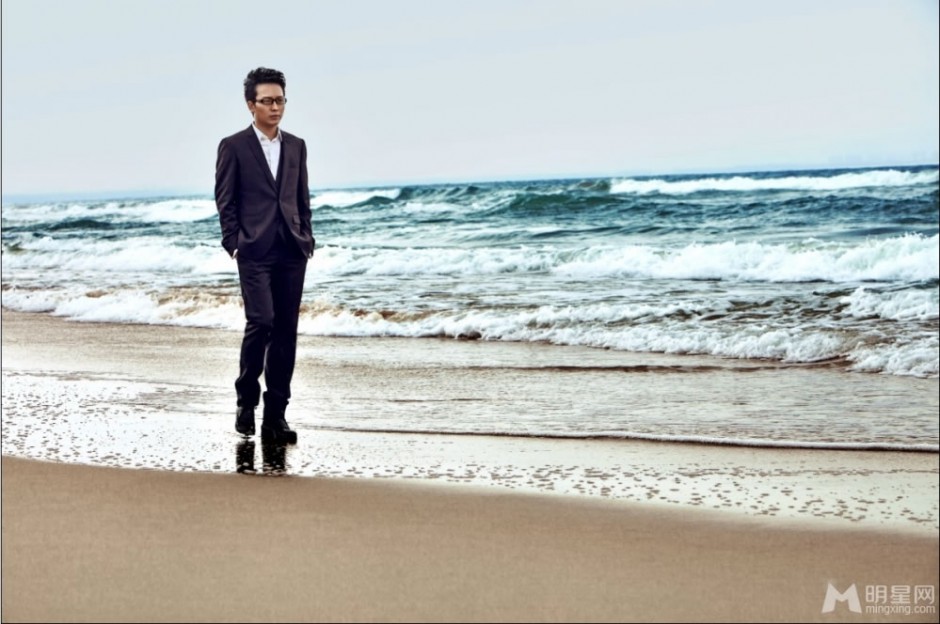 李玉刚魅力治愈系写真照