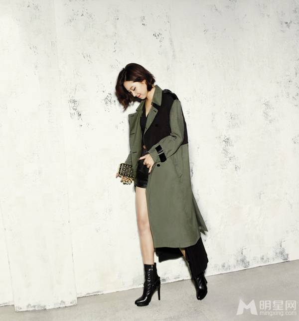 韩星孔孝真时尚穿搭尽展潮范儿