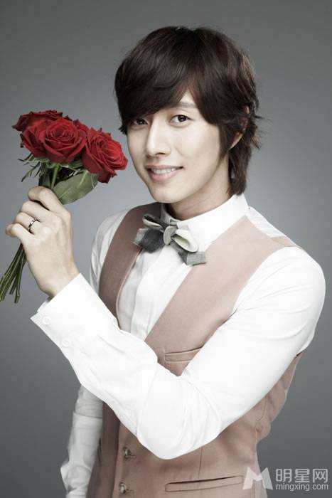 韩国男演员朴海镇时尚帅气写真