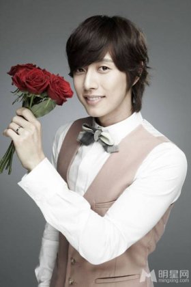 韩国男演员朴海镇时尚帅气写真