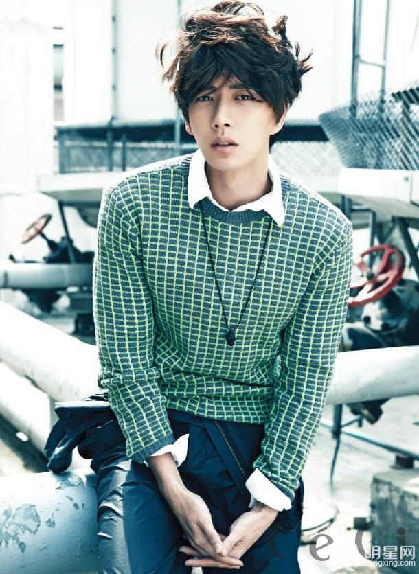 花样美男子朴海镇帅气时尚写真