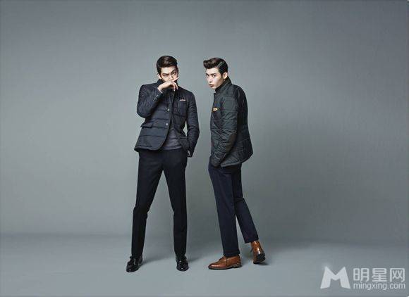 金宇彬李钟硕尽显时尚冷峻潮男写真