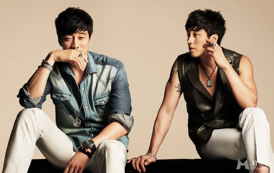 韩国欧巴苏志燮尽显型男魅力照