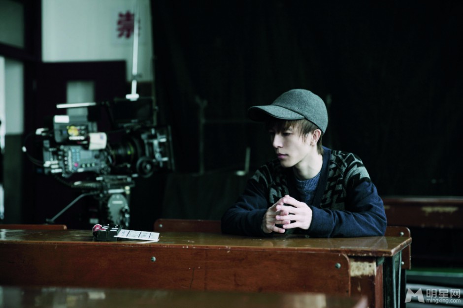 中国男导演郭敬明亲和力爆棚写真照