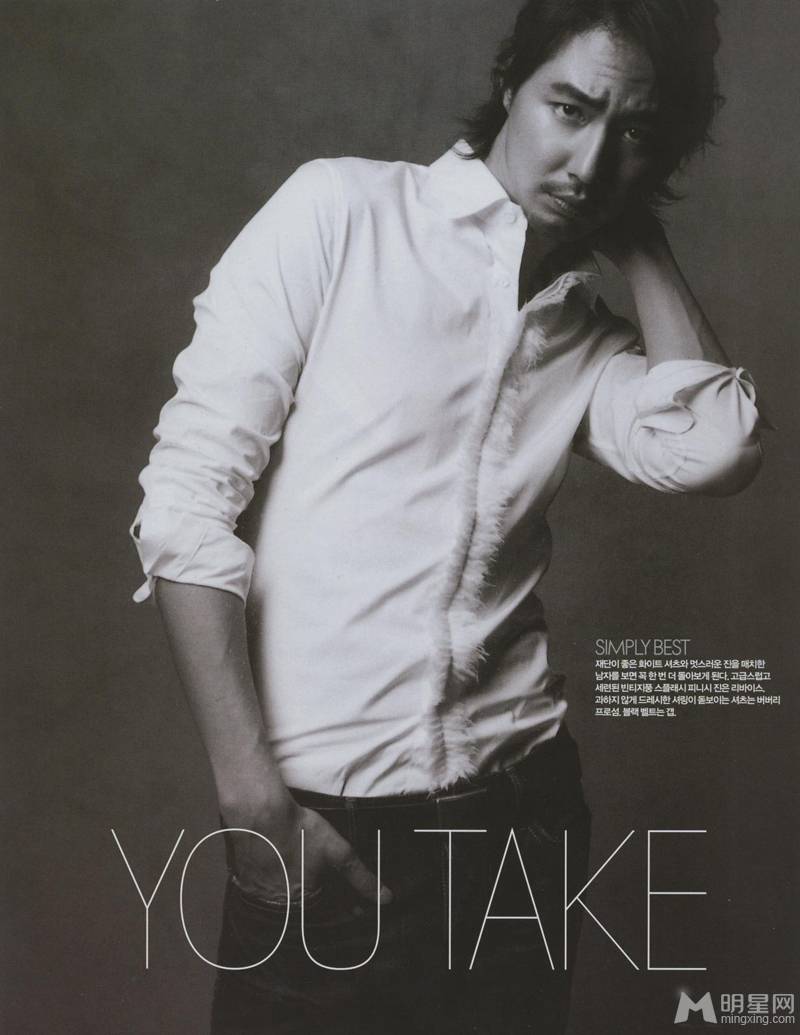 韩星赵寅成展熟男性感狂野魅力