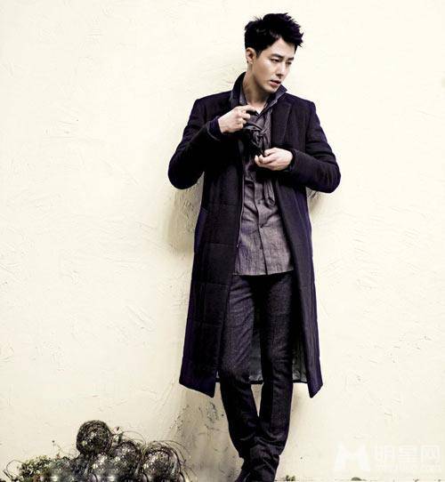 韩国欧巴赵寅成帅气来袭高清写真