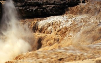 秦晋峡谷壶口瀑布壮观图电脑壁纸