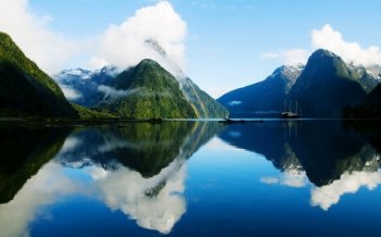 壮丽唯美山水风光桌面主题