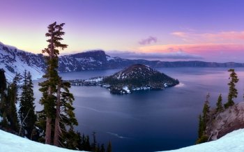 唯美梦幻的火山湖国家公园