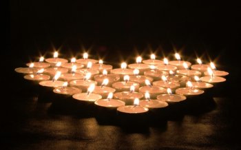 蜡烛的图片桌面壁纸之爱心