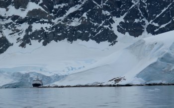 深夜雪景图片唯美 唯美意境的冬天雪景图片电脑桌面壁纸高清宽屏下载