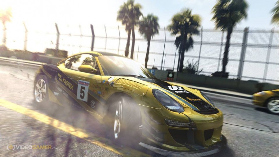 好玩的竞速游戏《飙酷车神》超酷炫图集