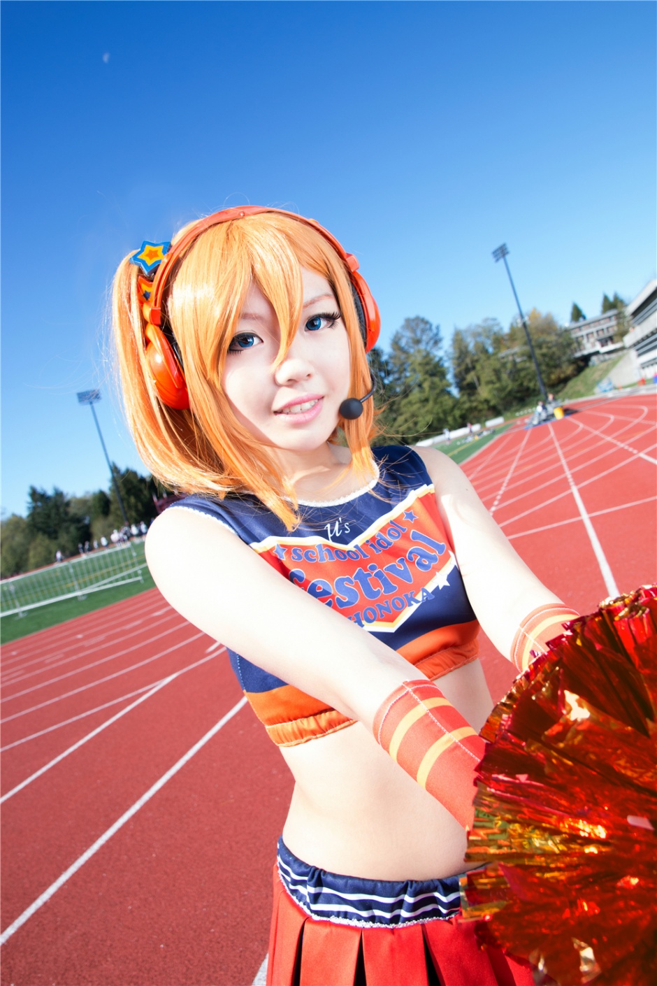 美女高坂穗乃果cos拉拉队图片