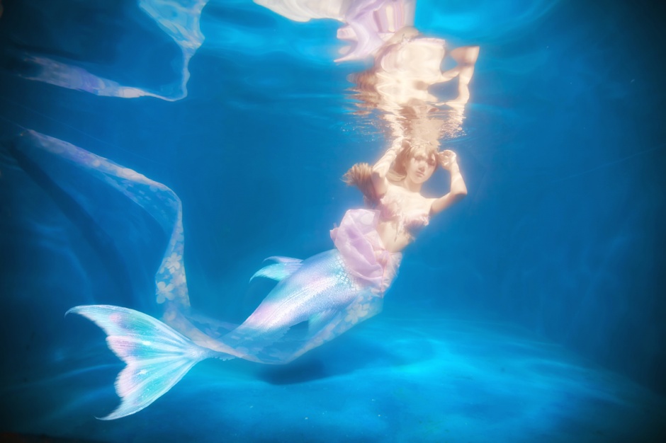 萌妹cosplay美人鱼3D图