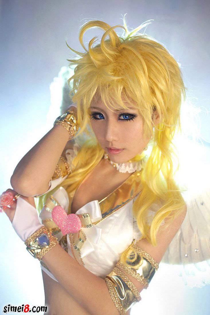 白皙天使cosplay美女图片