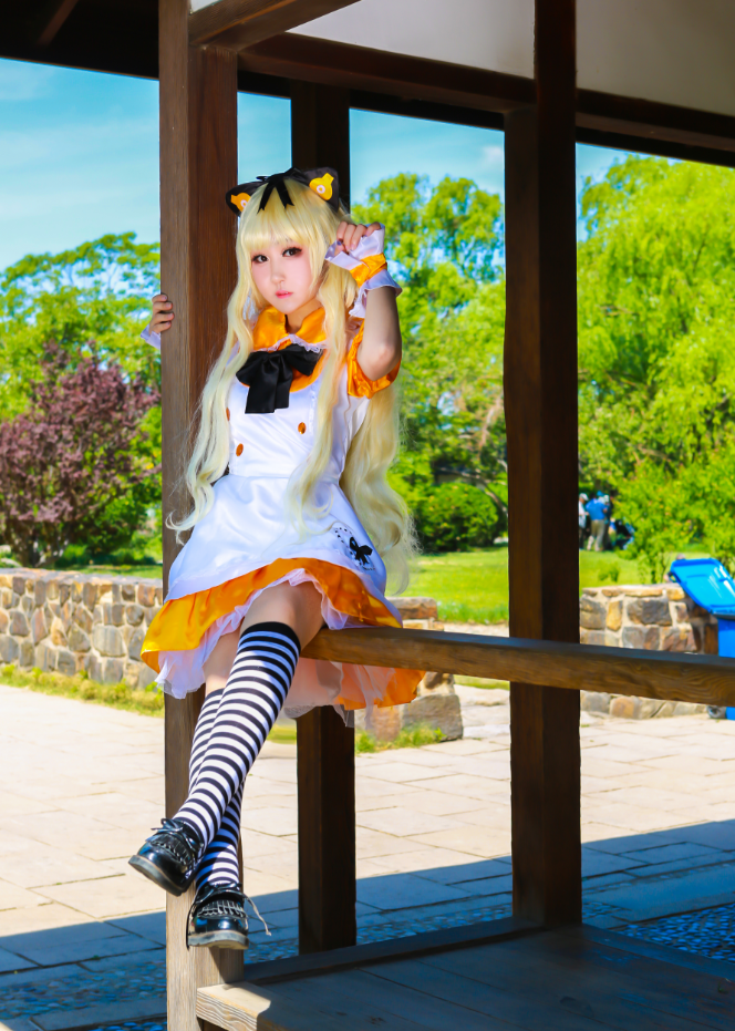 V家猫娘Cosplay美女图片