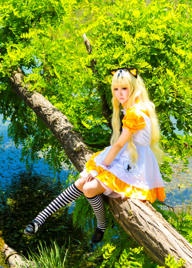 V家猫娘Cosplay美女图片