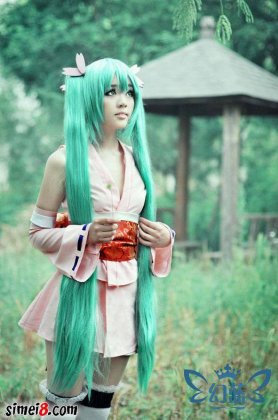 性感美眉cos初音未来图片