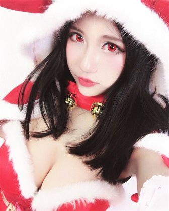 美女主播丸子yooo最新cosplay图片