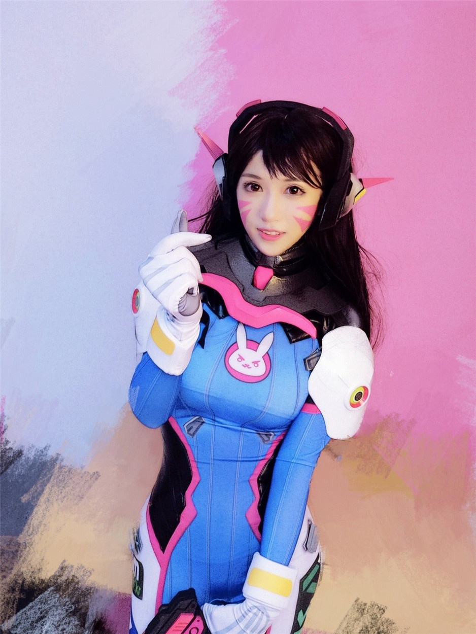 美女主播丸子yooo最新cosplay图片