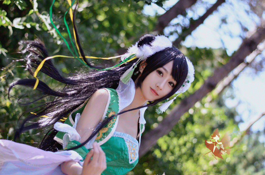 清纯少女玩转诛仙cosplay碧瑶