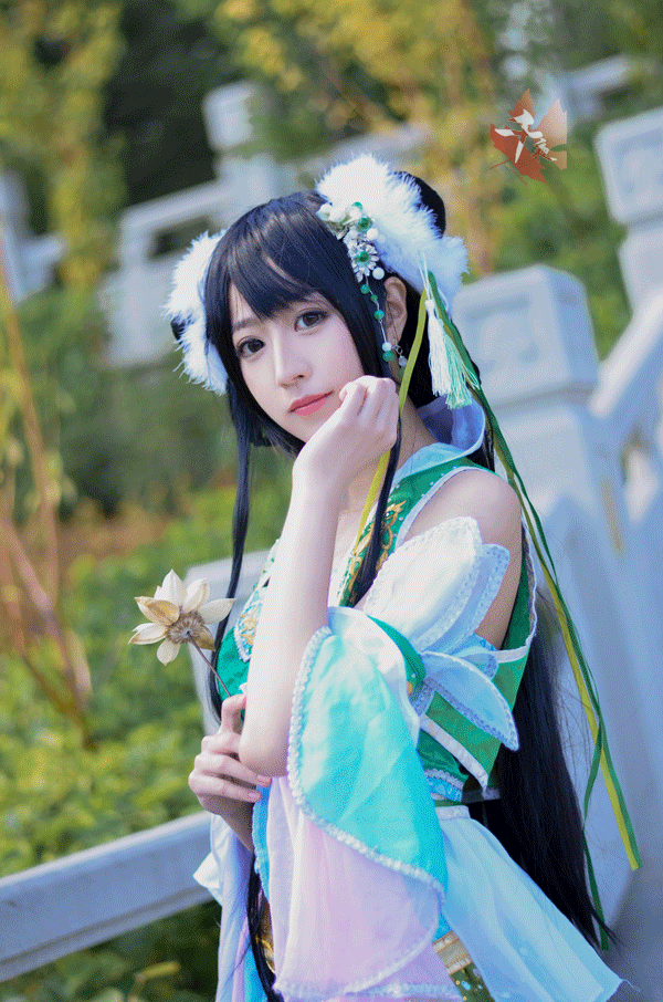 清纯少女玩转诛仙cosplay碧瑶