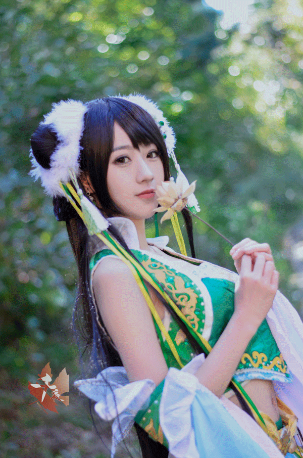 清纯少女玩转诛仙cosplay碧瑶