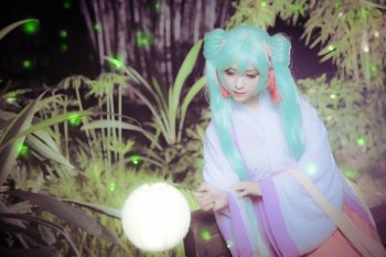 甜美邻家美眉初音未来cos图片