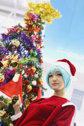 圣诞祭蓝色短发美女cos图片