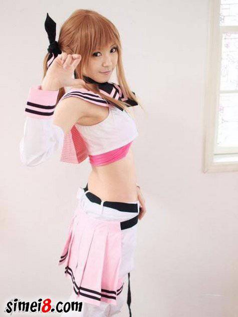 粉红萌妹子cos游戏精美人物图片