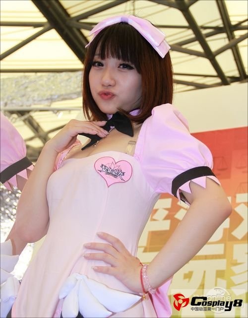 游戏展上的cosplay美女图片赏析