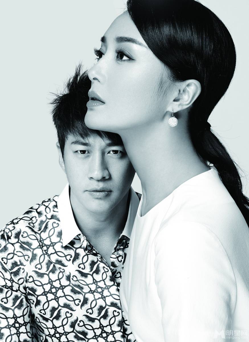 秦岚何润东诠释俊男靓女合照