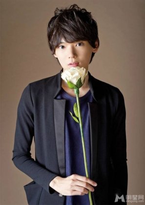 日本男演员古川雄辉儒雅气质高清写真