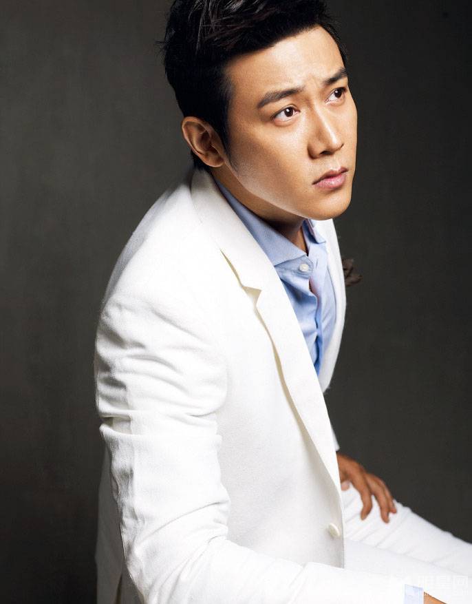 内地影视男演员陆毅时尚帅气写真