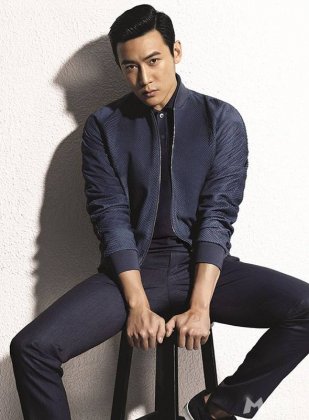 内地男明星陆毅坚毅眼神迷人写真