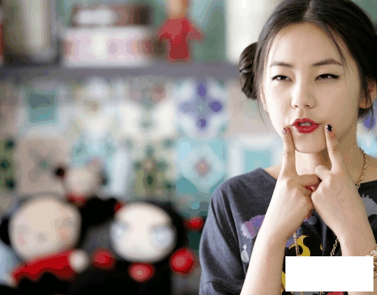 韩国女演员安昭熙甜美娇俏写真