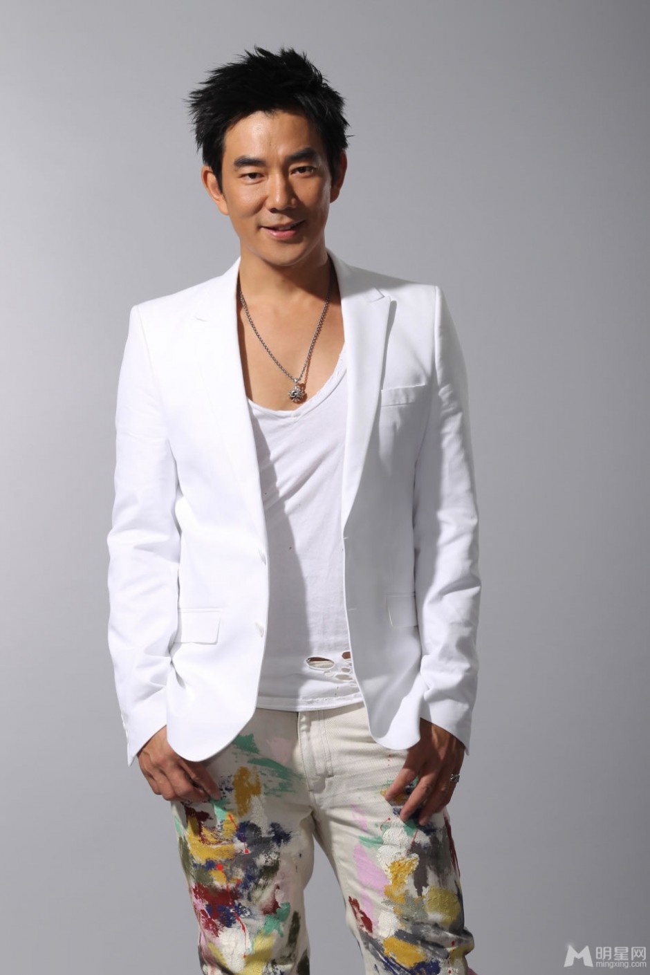 任贤齐尽显型男本色魅力写真