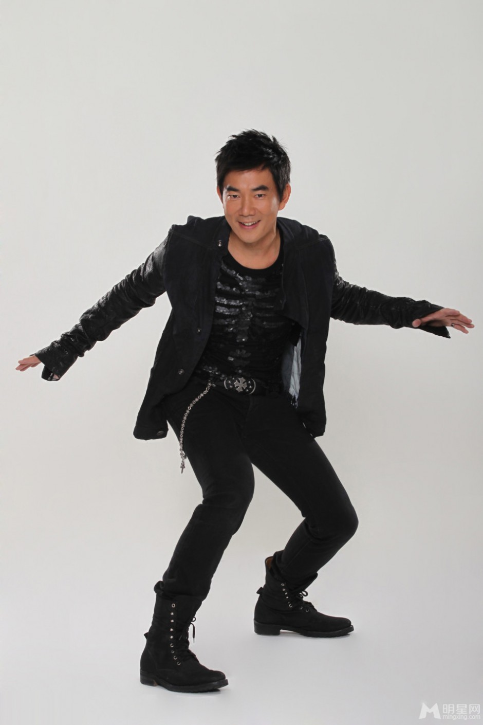 任贤齐尽显型男本色魅力写真