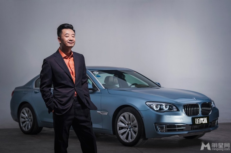 黄海波尽显稳重熟男魅力写真照