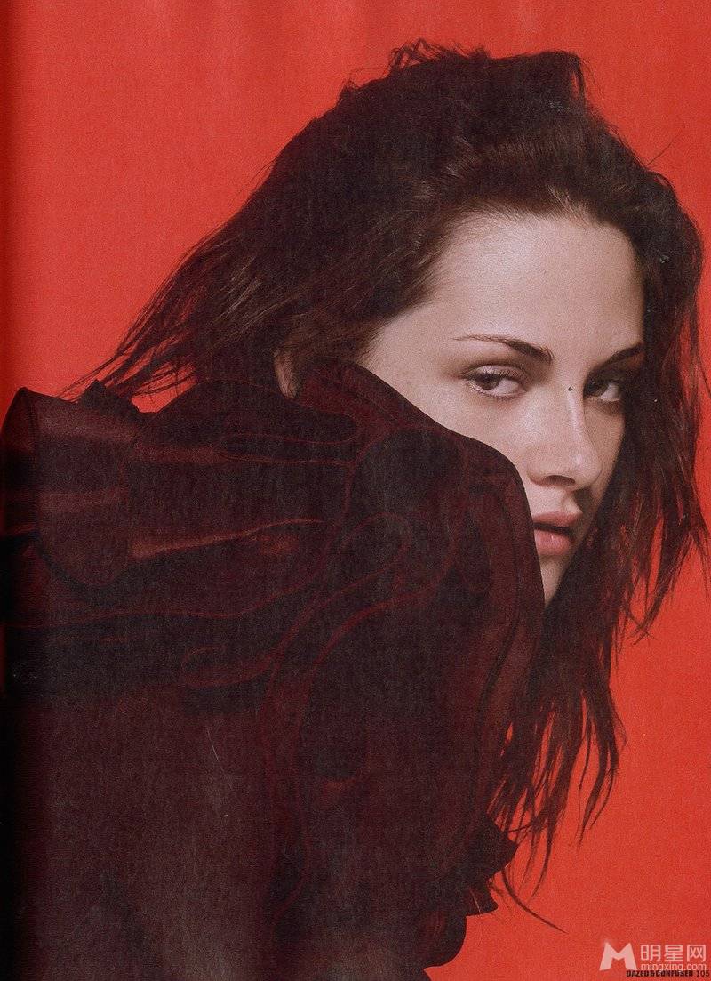 女神克里斯汀·斯图尔特冷艳魅惑写真