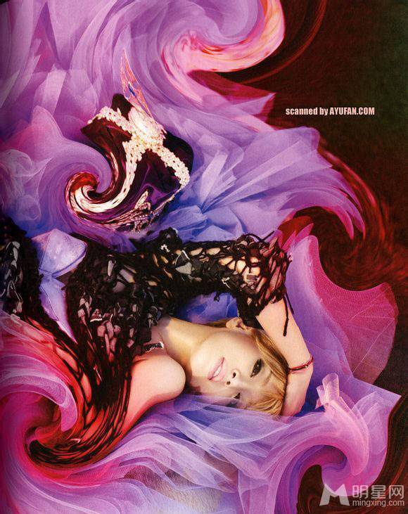 日本女明星滨崎步性感妖艳写真集