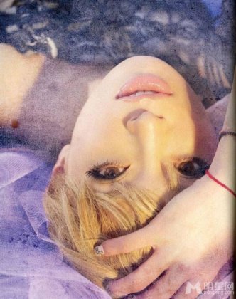 日本女明星滨崎步性感妖艳写真集