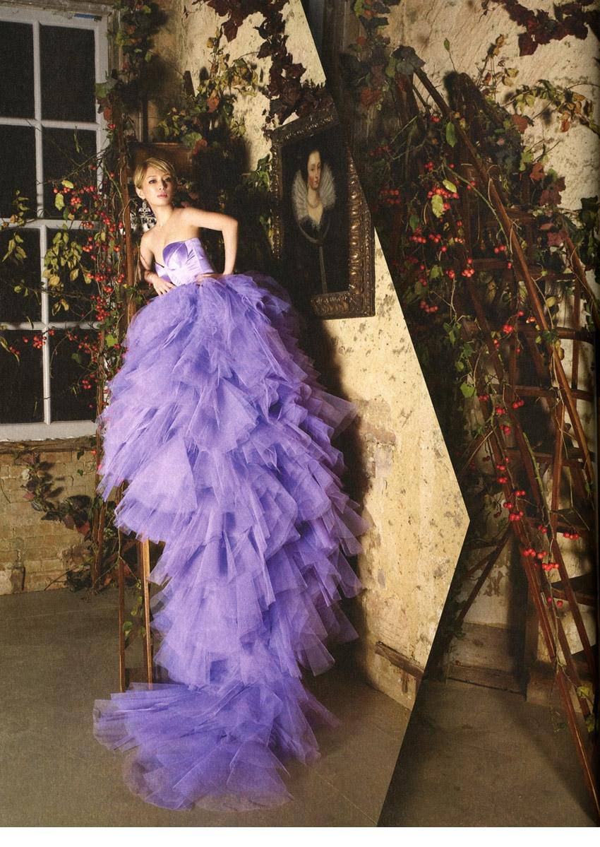 滨崎步化身性感小公主唯美写真