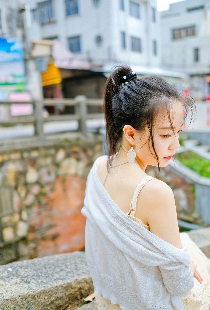 户外小清新甜美萝莉软萌少女图片