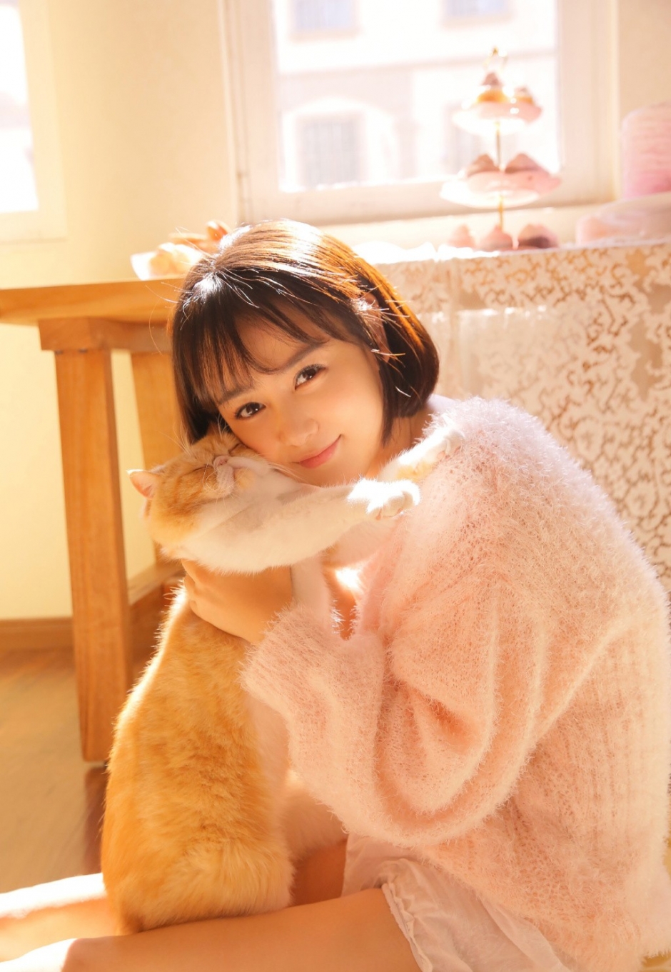 唯美清纯妹子冬日暖阳养眼私房生活照