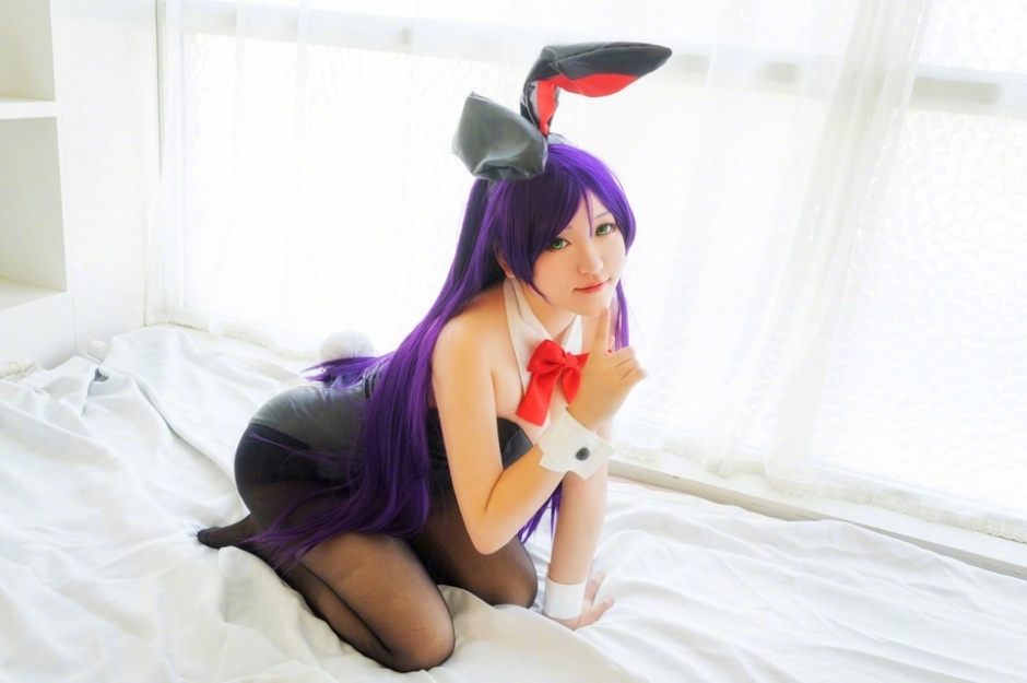 美女大尺度爆乳黑丝美女鬼魅cos图片